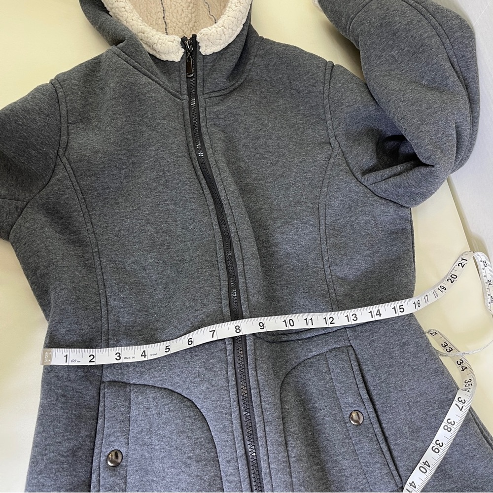 Weatherproof woman’s jacket - Picture 11 of 11